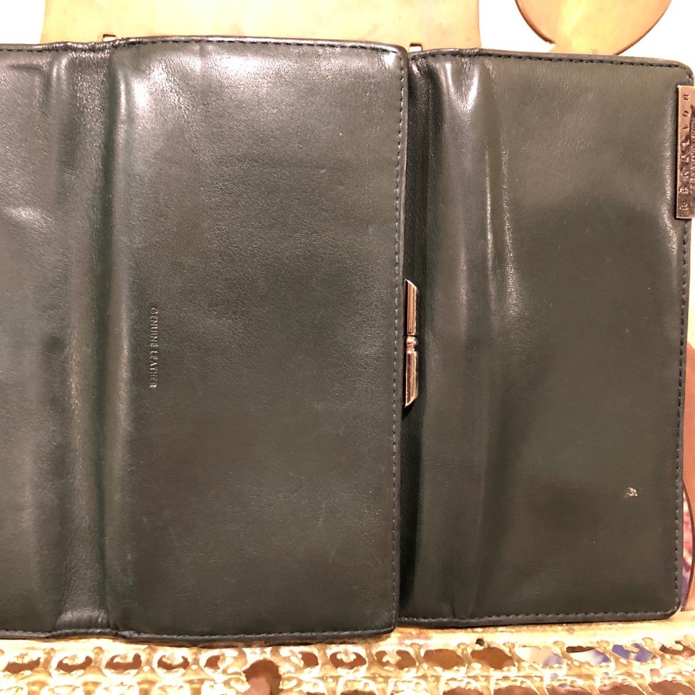Kenneth Cole Reaction women’s wallet - Picture 8 of 8
